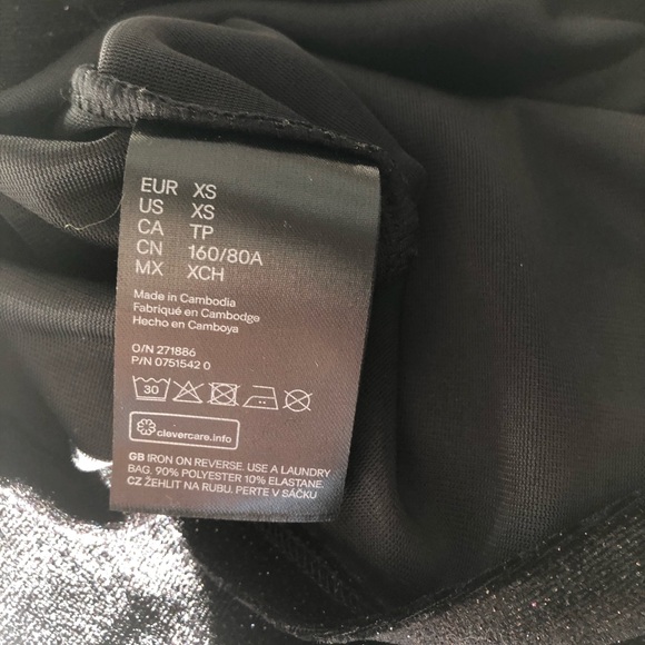 NWT✨ Shimmery Body con Dress - Picture 10 of 10